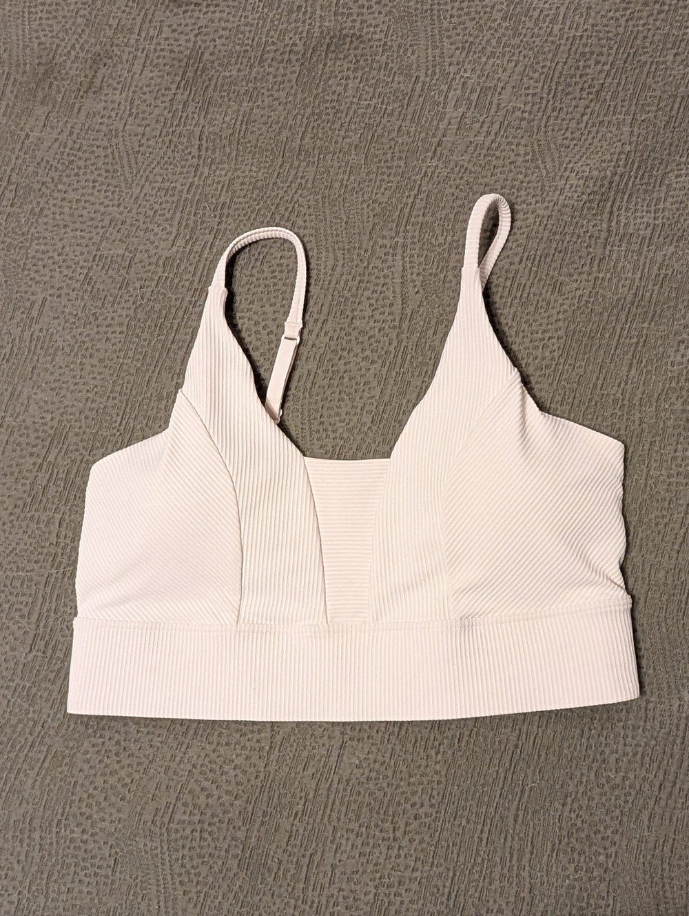 Old Navy Active PowerSoft Ribbed Leggings & Sports Bra Set Cream Small/Medium - Picture 8 of 12